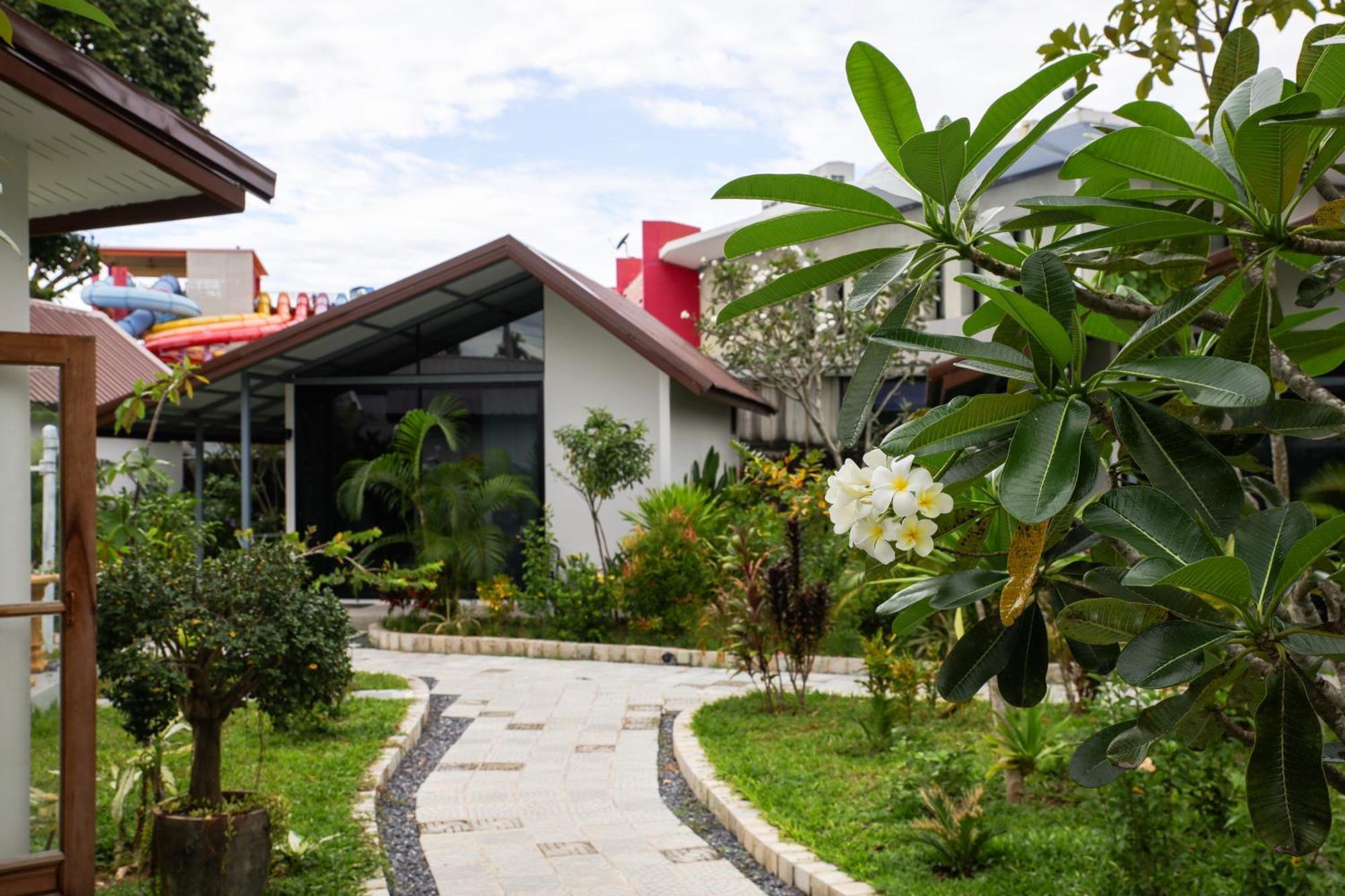 Rapina House Apartamento Mai Khao Exterior foto