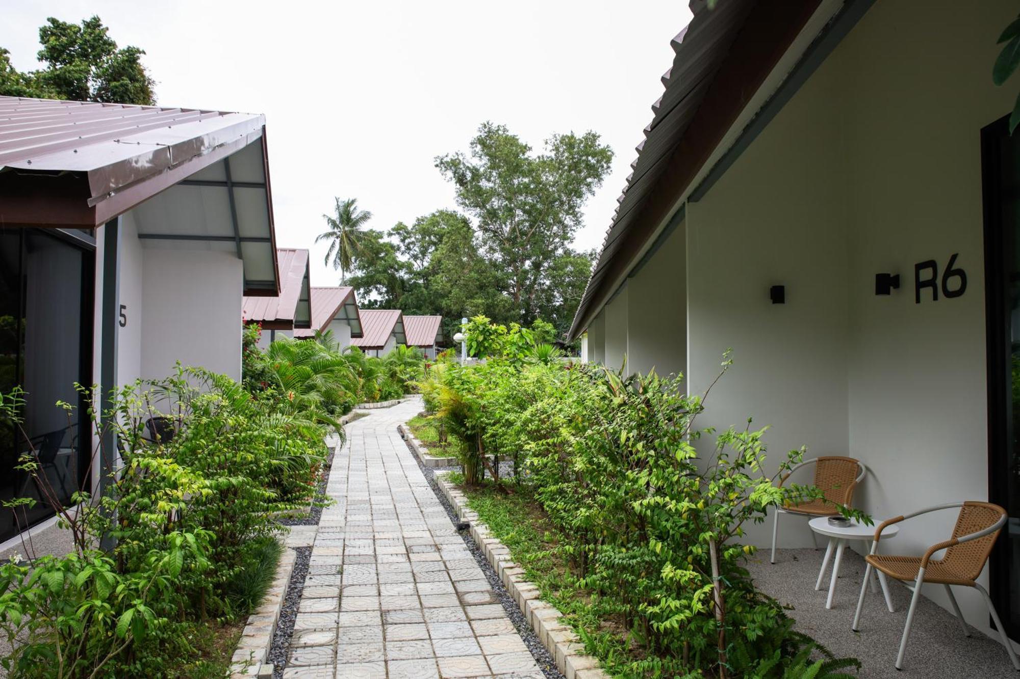 Rapina House Apartamento Mai Khao Exterior foto